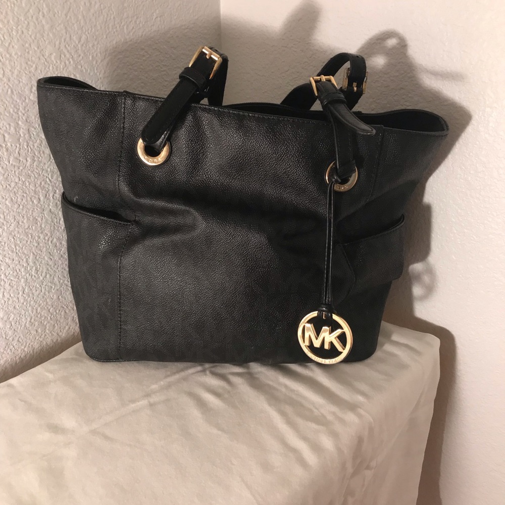 Michael Kors Bag 🧶